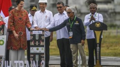 Presiden Jokowi resmikan kilang Tangguh Train 3