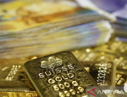 Harga emas naik didorong melemahnya dolar AS