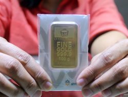 Harga emas Antam hari ini naik Rp7.000 jadi Rp1,1 juta per gram