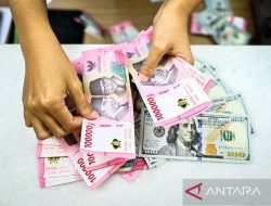 Rupiah pada Senin menguat jadi Rp16.431 per dolar AS
