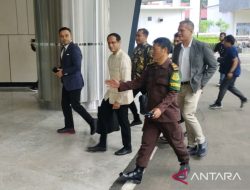 Nadiem Makarim jalani pemeriksaan perdana kasus korupsi Chromebook